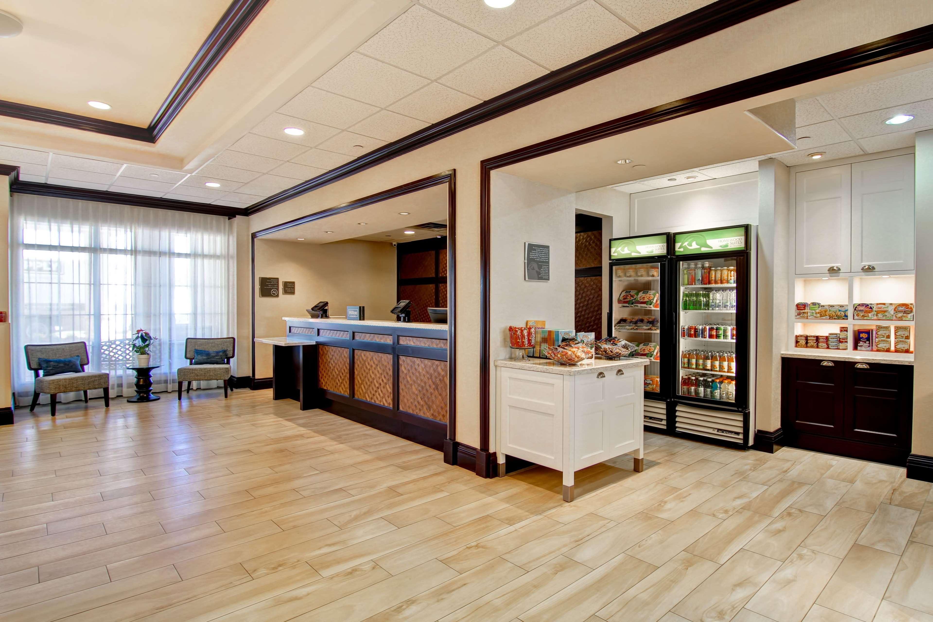 Homewood Suites By Hilton Toronto מיסיסאוגה מראה חיצוני תמונה