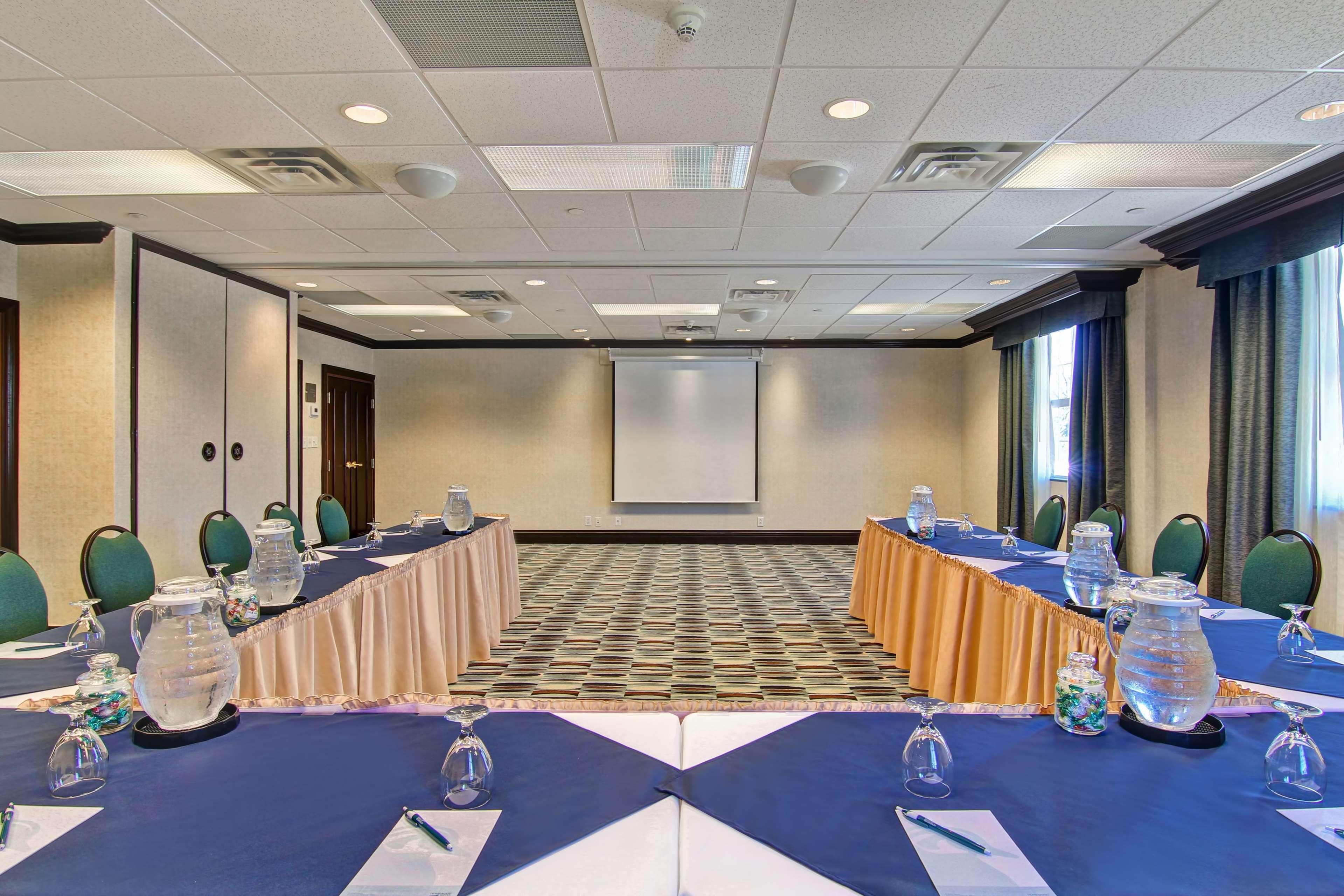 Homewood Suites By Hilton Toronto מיסיסאוגה מראה חיצוני תמונה