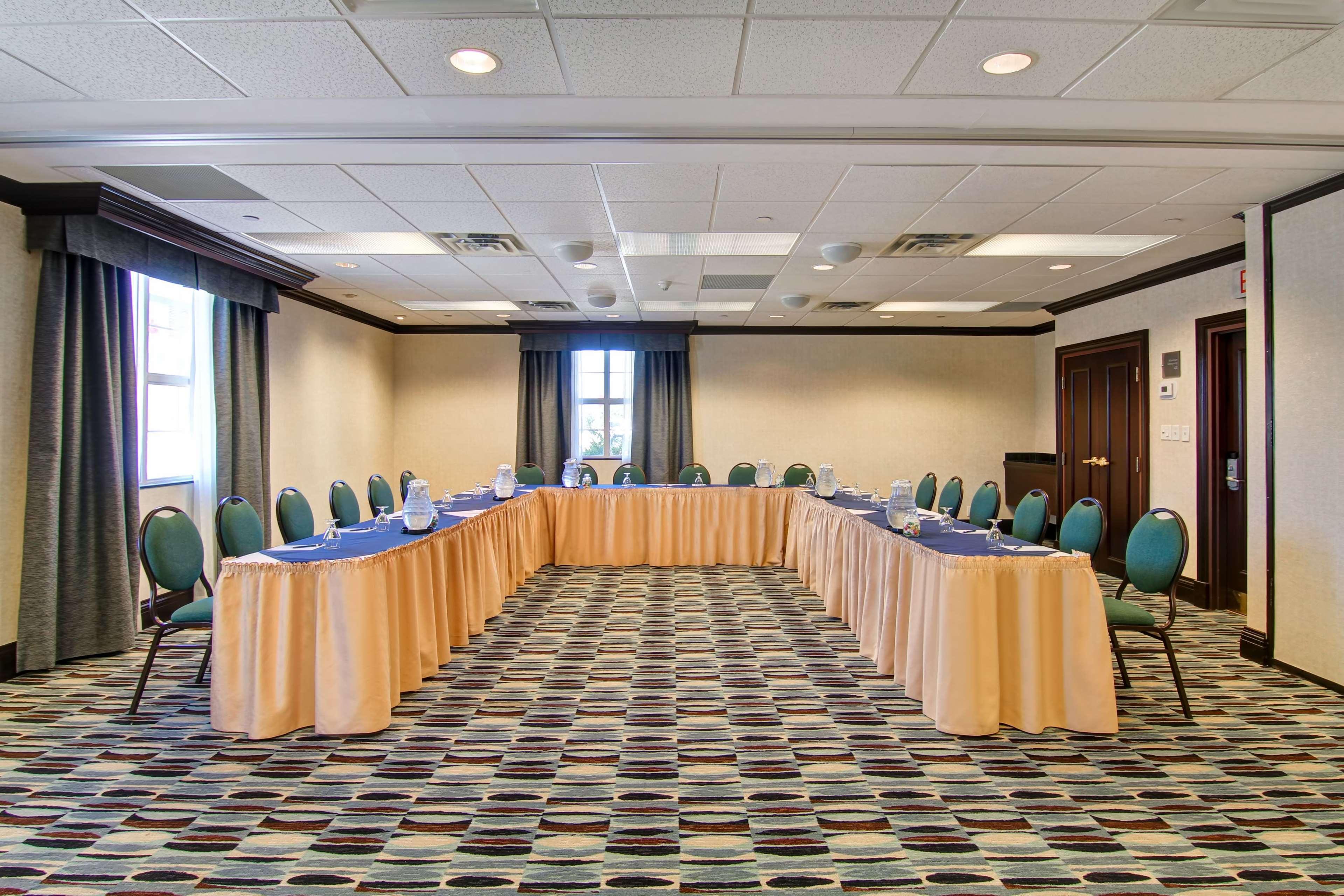 Homewood Suites By Hilton Toronto מיסיסאוגה מראה חיצוני תמונה