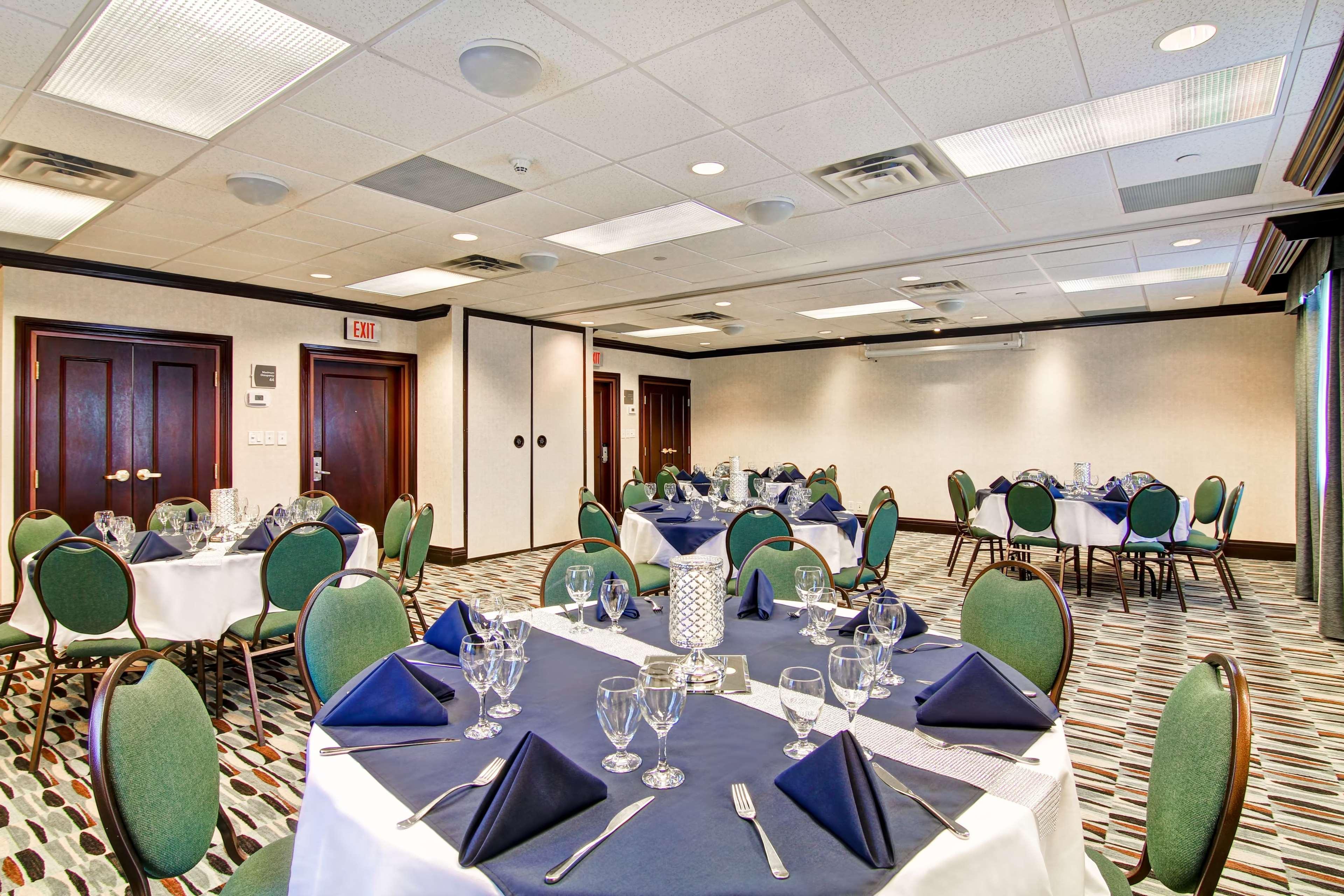 Homewood Suites By Hilton Toronto מיסיסאוגה מראה חיצוני תמונה
