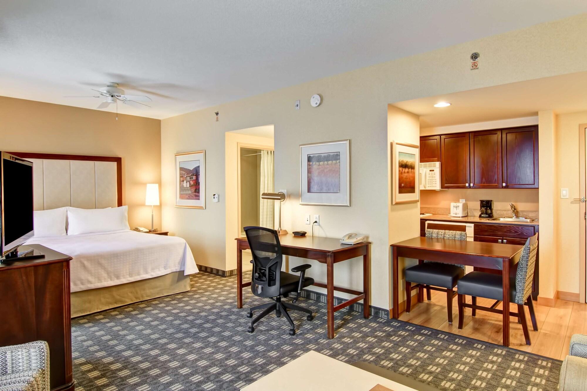 Homewood Suites By Hilton Toronto מיסיסאוגה מראה חיצוני תמונה
